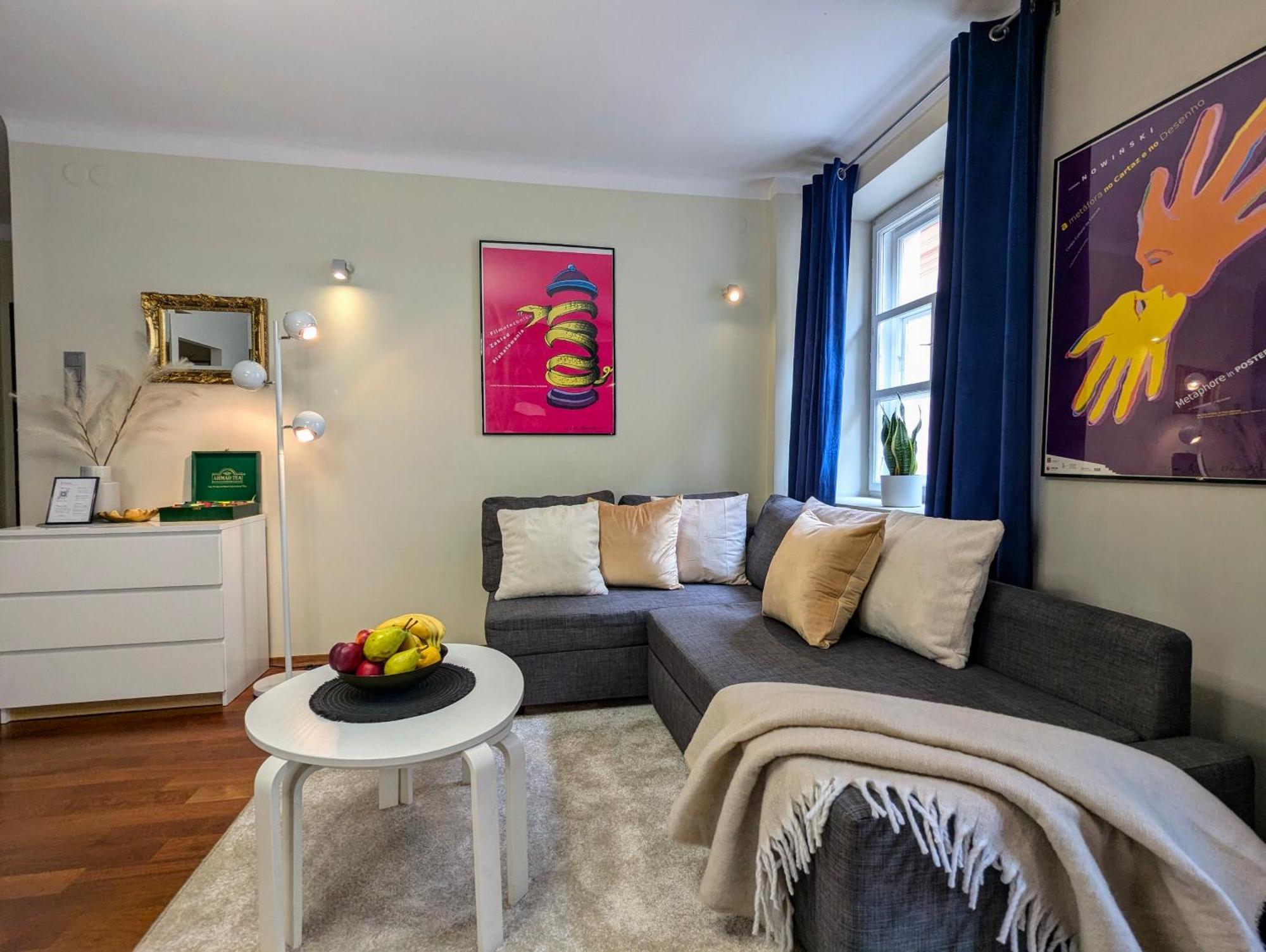 Bella Luna Luxury - Spacious 1br In Old Town Lägenhet *